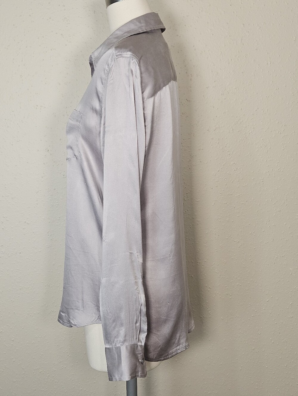 Equipment Femme Silk Button Down Shirt Silver Gray Long Sleeve Small - Picture 3 of 10